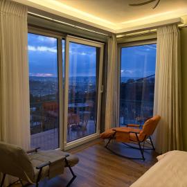Tirana SkyView, hotel in Tirana