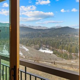 3033 Suncadia Riverfront Studio Lodge Pool Access โรงแรมในเคลเอลลัม