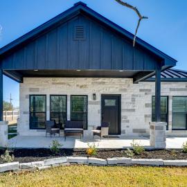 Lake Somerville Family Retreat: 'The Lazy Joey'!, Hotel in Somerville