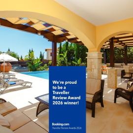 Luxury Central Villa AJ05 with Private Heated Pool & Jacuzzi, Services Inc, Aphrodite Hills Resort, hotel v destinaci Kouklia