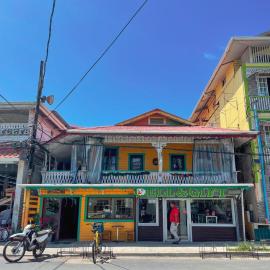 Calipso Bocas Town - Cozy Caribbean House in the Center