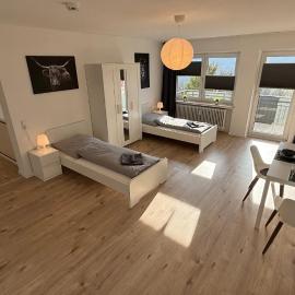 GNA02 - Zeitgemäße Apartments mit modernen Küchen, Balkon & Parkplatz、リューデンシャイトのホテル
