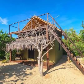 Cabaña Luna ocean-desert view, hotel sa Cabo Pulmo