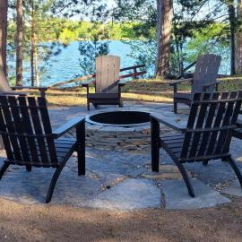Nordvann Cabin - Cozy 3BR 2BA lakefront cabin on UTV ATV trail, готель у місті Mercer