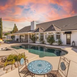 Mesa Pool, Hot Tub, Game Room and Fire Pit