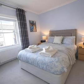 Dog Friendly Lakeland Apartment - Private Parking - Central Location