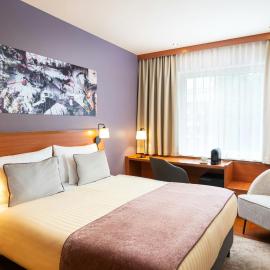 Leonardo Hotel Salzburg City Center, hotel en Salzburgo