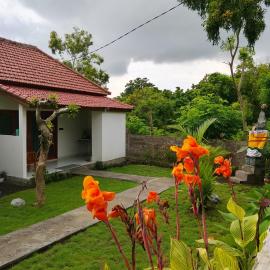 W home stay tulamben