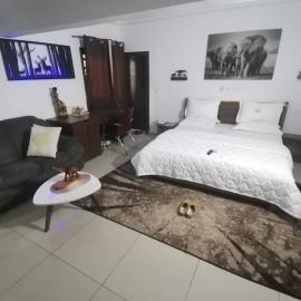 RESIDENCE BASSAM BLUE Yamoussoukro, hotel di Yamoussoukro