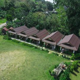 ลักษณ์ภูชี้ฟ้า2 บ้านพักและห้องสำหรับครอบครัว, hotel a Ban Seng Choi