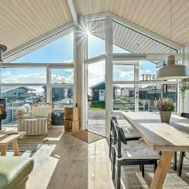 Newer House With Loft 25 M From Kerteminde Beach, hotel din Kerteminde