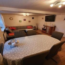 Gästehaus Alte Küferei, hotel di Dienheim