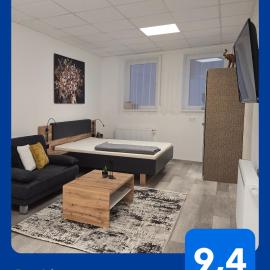 Offbase Lodging No9