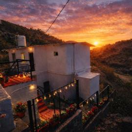 Sky Mount Villa, hotel a Mount Ābu