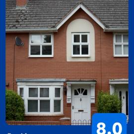 House number 12 sleeps up to 4 with Smart TVs in every room, hotel a Wellington