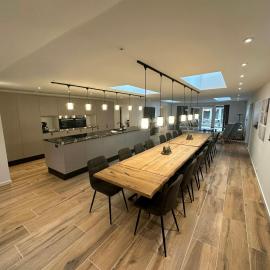 Spacious Holiday Home By Asserbo Forest, hotel en Frederiksværk