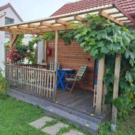 Pavlov24 - Domeček u potoka, hotel in Pavlov