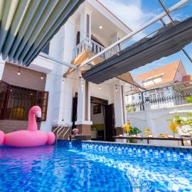 Villa 25 Lạc Long Quân