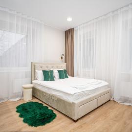 Airport-Bus - 13 North Studios - Comfort Apartment 5