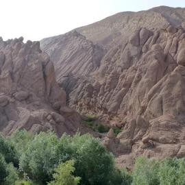 Red Rocks Guest House, Hotel in Tamellalt