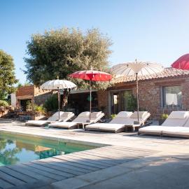 Le Clos Des Cambres, hotel em Les Arcs sur Argens