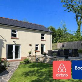 Gardener's Cottage Carmarthenshire 2 Bedrooms