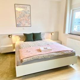 Ruhige Gästezimmer in Bonn mit Gemeinschaftsbad & Küche, hotel in Bonn