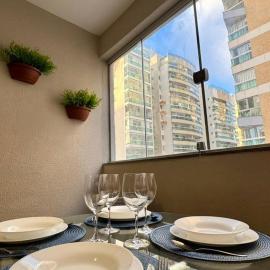 Ótimo apartamento , bem localizado, com AC, garagem