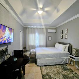Cozy Green Apartment