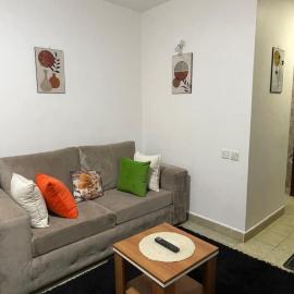 Furnished Studio, Jiji Poa Apartment Ruaka, hotell i Ruaka
