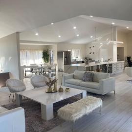 Ranch Style w firepit and big backyard TV Room