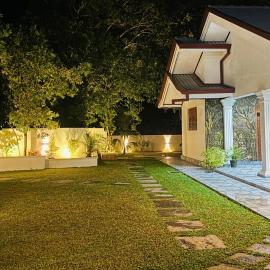 Jasmine Breeze Villa, hotel v destinaci Kadawata