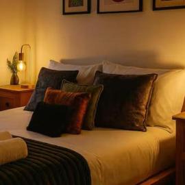 The Bee's Nest Guest House Manchester