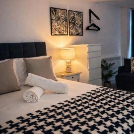 Studio 2 - Eign St Hereford