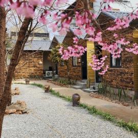 SAKURA Retreat, hotel in Mộc Châu