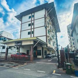 New Palace Inn
