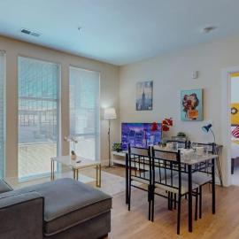 Stylish Home and Cozy200, hotel a Stamford