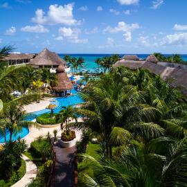 The Reef Coco Beach Resort & Spa- Optional All Inclusive、プラヤ・デル・カルメンのホテル