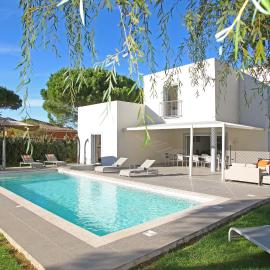 Domaine Villas Mandarine Private Pools & Spa, hotel v destinácii Calvi