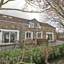 Bluebell Farm Cottages - Lindisfarne Cottage