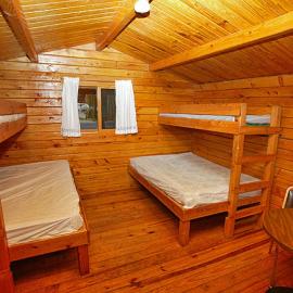 Arrowhead Camping Resort Cabin 1, hotel in Douglas Center