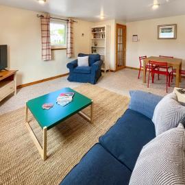 Heathergems Apartment, hotel in Pitlochry