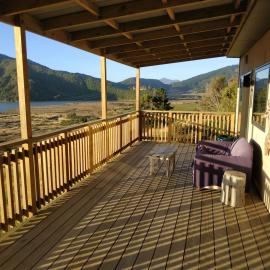 Whare kotare - Kingfisher Cabin, hotel a Linkwater