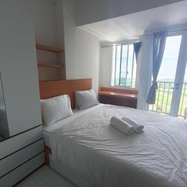 Apartment Tokyo Riverside PIK 2 Calvinirma, hotel em Gedong