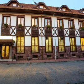 Family Hotel Teteven, готель у місті Тетевен