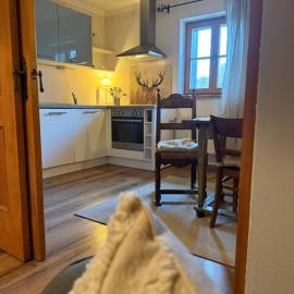Höglerhof - Hüttenzauber، فندق في Petting