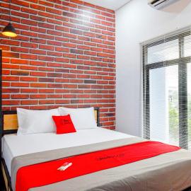 Kembaran में, होटल RedDoorz near Universitas Muhammadiyah Purwokerto 2