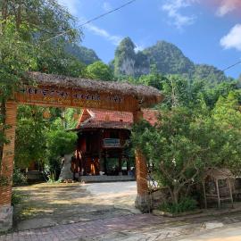 Homestay Hoàng Tuấn, hotel i Na Tong