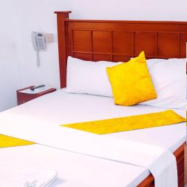 Panamera Safari Lodge, hotel i Boma la Ngombe