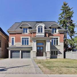 A - Modern Room near Yonge-Finch -Willowdale Grand Residence, хотел в Торонто